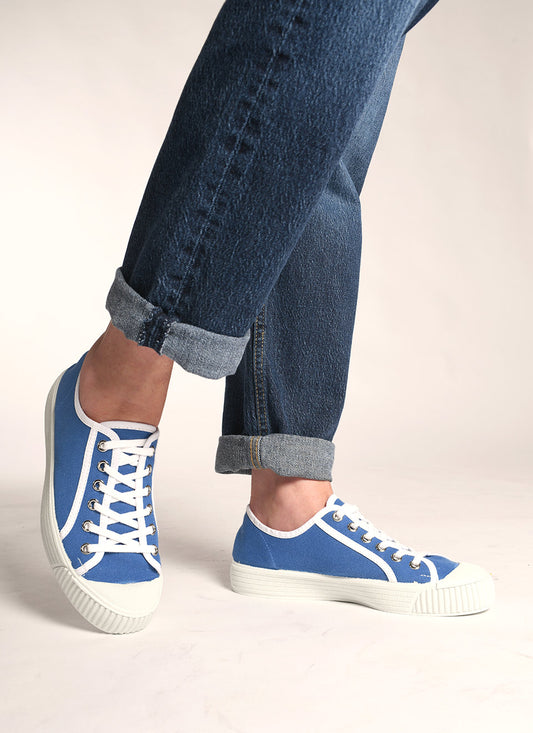 The Woody Shoe For Women - Ocean Blue - Early 60s Canvas Style