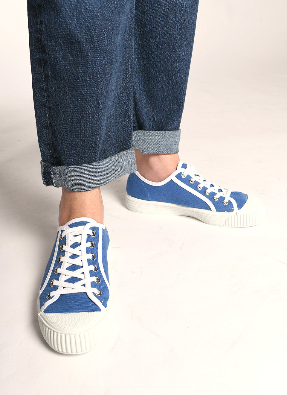 The Woody Shoe For Women - Ocean Blue - Early 60s Canvas Style